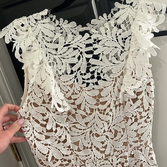 VICI small white lace dress - Picture 2 of 4